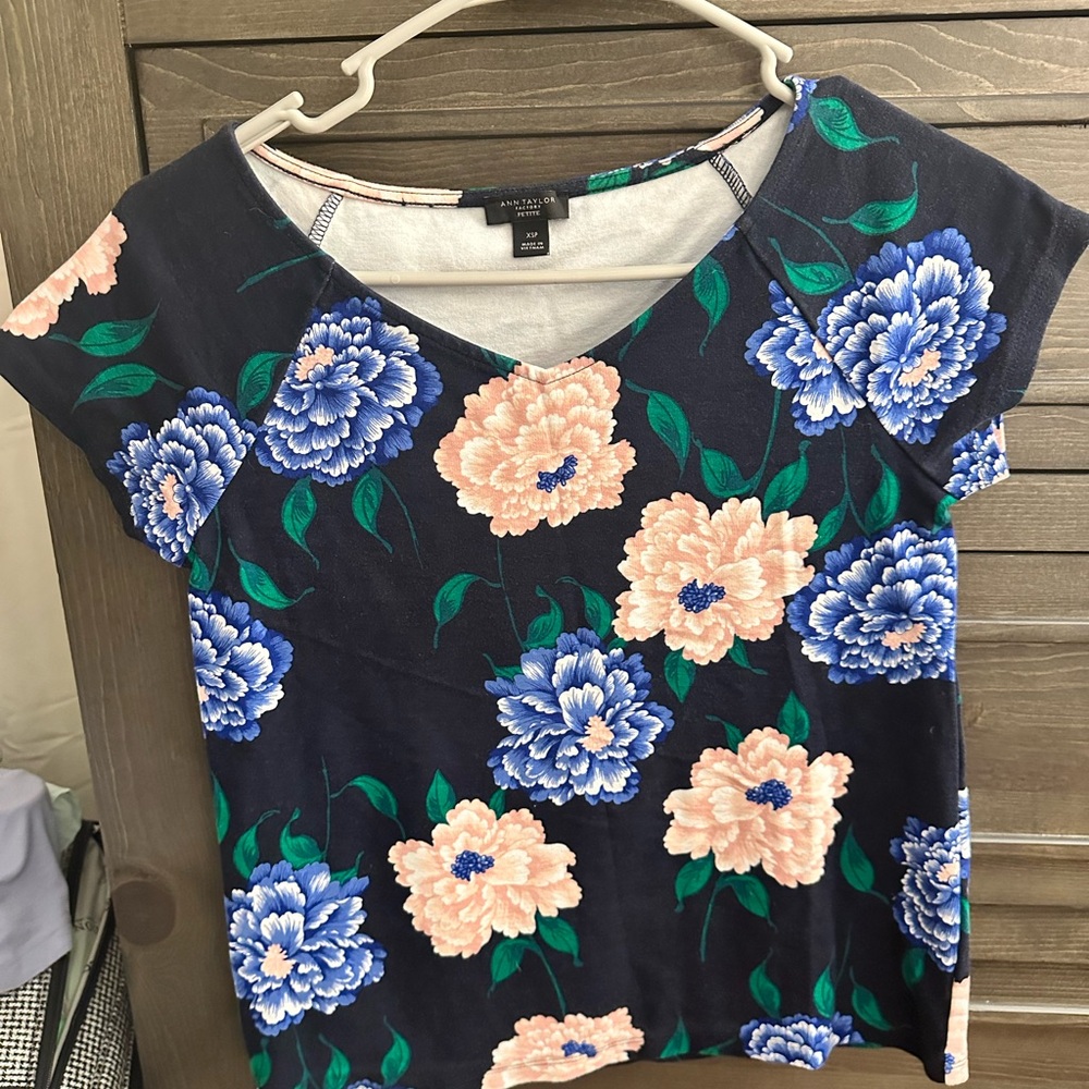 Ann Taylor Floral Print Women's Top